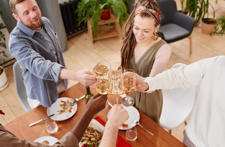 Šta spremiti kada vam dolaze gosti, a nemate mnogo vremena za planiranje